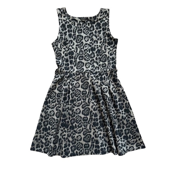 QED London Leopard Print Fit‎ and Flare Mini Dress Sleeveless Beige Grey - M - Picture 1 of 12